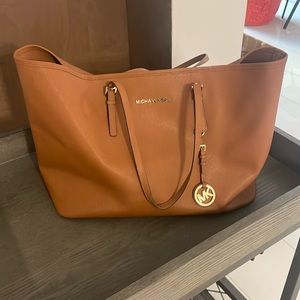 Michael Kors brown purse